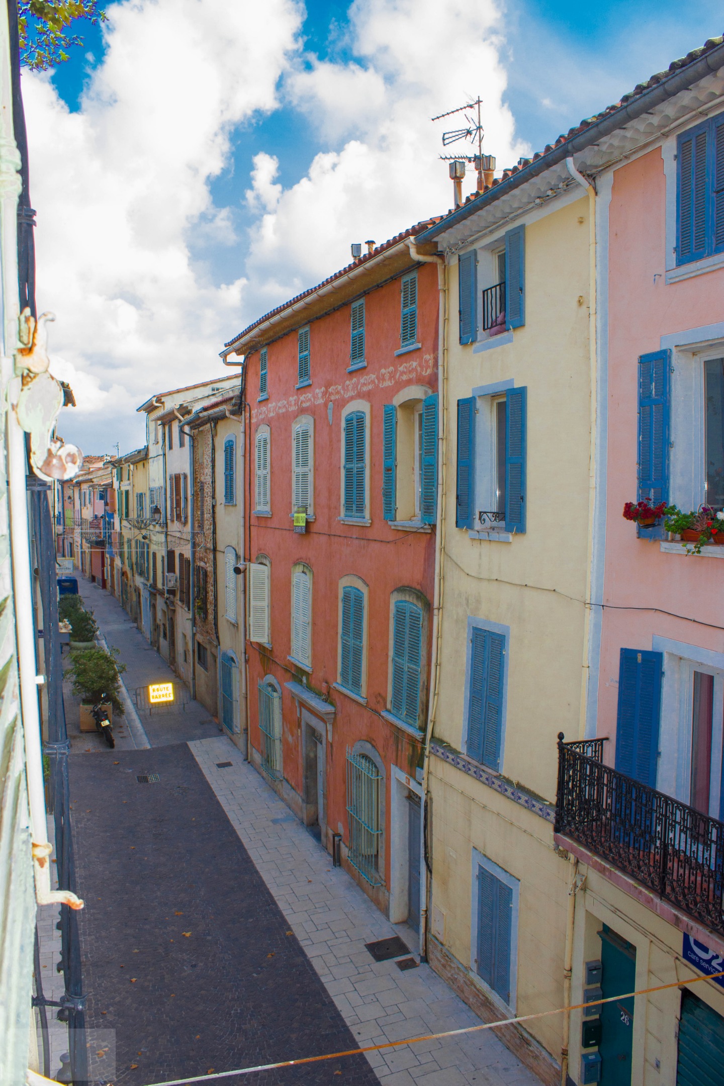 vente EN EXCLUSIVITÉ SOLLIES PONT IBOX