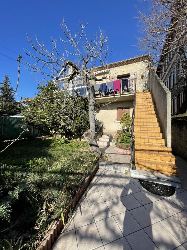 location TOULON ENTRE VERT COTEAU ET ORTOLAN APPARTEMENT 3 PIÈCES, 2